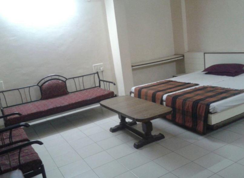 Hotel Sant Plaza Indore Zewnętrze zdjęcie